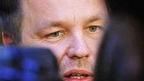 „Jsme připraveni zákon o protikomunistickém odboji přijmout, i kdyby se komunisté stavěli na hlavu,“ prohlásil šéf poslaneckého klubu ODS Petr Tluchoř. „Jsme připraveni zákon o protikomunistickém odboji přijmout, i kdyby se komunisté stavěli na hlavu,“ prohlásil šéf poslaneckého klubu ODS Petr Tluchoř.
