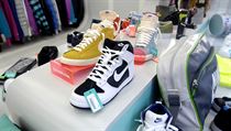 Prodejna ikonik. coolture store nabízí limitované edice obuvi Nike i v Praze. Prodejna ikonik. coolture store nabízí limitované edice obuvi Nike i v Praze.