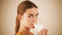 Čím víc se v Evropě posunujeme na jih, tím víc nacházíme lidí, kteří jsou alergičtí na mléko. Čím víc se v Evropě posunujeme na jih, tím víc nacházíme lidí, kteří jsou alergičtí na mléko.