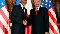 Dva prezidenti a odlišné ekonomické zájmy. Ani během vrcholných setkání Baracka Obamy a Václava Klause se nenašla shoda na úpravě investiční dohody. Změní něco temelínský tendr? Dva prezidenti a odlišné ekonomické zájmy. Ani během vrcholných setkání Baracka Obamy a Václava Klause se nenašla shoda na úpravě investiční dohody. Změní něco temelínský tendr?