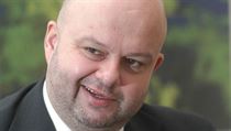 Poslanec Martin Pecina (CSSD) jde za lepším do soukromé sféry. Podle šéfa strany Bohuslava Sobotky se ve sněmovně trápil. Poslanec Martin Pecina (CSSD) jde za lepším do soukromé sféry. Podle šéfa strany Bohuslava Sobotky se ve sněmovně trápil.