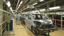 The motor vehicle sector saw a 4.7 percentage point growth in retail sales compared with last year The motor vehicle sector saw a 4.7 percentage point growth in retail sales compared with last year