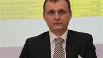 ŘSD a ministerstvu dopravy hrozí, že firmě Skanska budou muset zaplatit 50 milionů korun kvůli cedulím, jež si vymyslel ministr dopravy Vít Bárta. ŘSD a ministerstvu dopravy hrozí, že firmě Skanska budou muset zaplatit 50 milionů korun kvůli cedulím, jež si vymyslel ministr dopravy Vít Bárta.