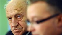 Jan Stráský a Tomáš Chalupa – nesourodá dvojice, která rozhoduje o budoucnosti Šumavy. Jan Stráský a Tomáš Chalupa – nesourodá dvojice, která rozhoduje o budoucnosti Šumavy.