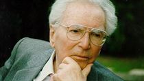 Židovský psycholog Viktor Frankl (1905–1997) strávil v nacistických koncentračních táborech tři roky. Za přežití vděčí svému psychologickému objevu, že i nejhorší podmínky dokážou přežít ti, kdo v osudu nacházejí konkrétní smysl. Židovský psycholog Viktor Frankl (1905–1997) strávil v nacistických koncentračních táborech tři roky. Za přežití vděčí svému psychologickému objevu, že i nejhorší podmínky dokážou přežít ti, kdo v osudu nacházejí konkrétní smysl.