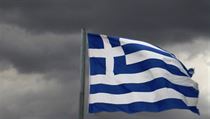 Bouře kolem Řecka se zřejmě nějakým způsobem opět na čas utiší, euro mezitím posílí vůči dolaru a po nějaké době přijde znovu smršť. Bouře kolem Řecka se zřejmě nějakým způsobem opět na čas utiší, euro mezitím posílí vůči dolaru a po nějaké době přijde znovu smršť.