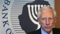 Guvernér izraelské centrální banky Stanley Fischer prohlásil: „Doufal jsem, že vedení MMF změní pravidla nejen kvůli mé kandidatuře, ale i kvůli budoucím kandidátům na šéfa této instituce.“ Guvernér izraelské centrální banky Stanley Fischer prohlásil: „Doufal jsem, že vedení MMF změní pravidla nejen kvůli mé kandidatuře, ale i kvůli budoucím kandidátům na šéfa této instituce.“