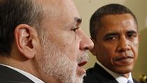 Co udělá se skomírající ekonomikou šéf Fedu Ben Bernanke (vlevo)? Barack Obama bude potřebovat příští rok pro své voliče optimistické zprávy, aby mohl pomýšlet na znovuzvolení. Co udělá se skomírající ekonomikou šéf Fedu Ben Bernanke (vlevo)? Barack Obama bude potřebovat příští rok pro své voliče optimistické zprávy, aby mohl pomýšlet na znovuzvolení.