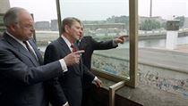 Late US President Ronald Reagan at the Berlin Wall, which he called to be pulled down Late US President Ronald Reagan at the Berlin Wall, which he called to be pulled down