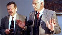 Tandem otců zakladatelů ODS v roce 1997: premiér Václav Klaus a pražský primátor Jan Koukal. Chystá se návrat druhého z nich do vedení chřadnoucí strany? Tandem otců zakladatelů ODS v roce 1997: premiér Václav Klaus a pražský primátor Jan Koukal. Chystá se návrat druhého z nich do vedení chřadnoucí strany?