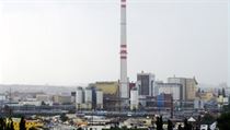 Od roku 2013 budou teplárny nakupovat stále větší podíl povolenek na emise CO2 v aukcích a v roce 2020 již téměř žádné bezplatné povolenky nedostanou. Od roku 2013 budou teplárny nakupovat stále větší podíl povolenek na emise CO2 v aukcích a v roce 2020 již téměř žádné bezplatné povolenky nedostanou.