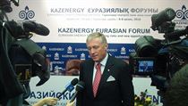 Mirek Topolánek took a lead as Prime Minister in pushing energy security issues. Coal supplies will top his agenda if he heads the district heating lobby. Mirek Topolánek took a lead as Prime Minister in pushing energy security issues. Coal supplies will top his agenda if he heads the district heating lobby.