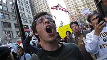 New York, 5. října: Demonstrace lidí, kteří už toho mají dost. New York, 5. října: Demonstrace lidí, kteří už toho mají dost.