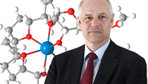 „Jsem jednoznačně pro, aby VŠCHT byla výzkumnou univerzitou. A pokud jí nebude, tak je někde chyba,“ míní profesor Karel Melzoch. „Jsem jednoznačně pro, aby VŠCHT byla výzkumnou univerzitou. A pokud jí nebude, tak je někde chyba,“ míní profesor Karel Melzoch.