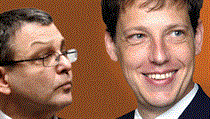 Je chvályhodné, že místopředseda sociálních demokratů Lubomír Zaorálek spojil vlastní sebekritiku s kritikou bývalého předsedy ČSSD Stanislava Grosse. Ten sice má stále přerušené členství v této straně, ale patří k ní určitě víc než Antonín Zápotocký k s Je chvályhodné, že místopředseda sociálních demokratů Lubomír Zaorálek spojil vlastní sebekritiku s kritikou bývalého předsedy ČSSD Stanislava Grosse. Ten sice má stále přerušené členství v této straně, ale patří k ní určitě víc než Antonín Zápotocký k s
