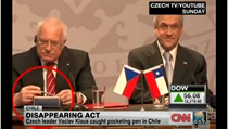 ‘Commander in Thief’? Czech President Václav Klaus, moments before pocketing the now famous pen in Chile ‘Commander in Thief’? Czech President Václav Klaus, moments before pocketing the now famous pen in Chile
