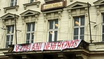 V žebříčku nejkvalitnějších filmových škol světa, který pravidelně sestavuje... V žebříčku nejkvalitnějších filmových škol světa, který pravidelně sestavuje...