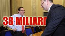 Guvernér ČNB Miroslav Singer (vlevo) se uvolnění části devizových rezerv na půjčku MMF vzpíral. Pod podmínkou schálení záruk však na rozhodnutí vlády premiéra Petra Nečase bankovní rada kývla. Guvernér ČNB Miroslav Singer (vlevo) se uvolnění části devizových rezerv na půjčku MMF vzpíral. Pod podmínkou schálení záruk však na rozhodnutí vlády premiéra Petra Nečase bankovní rada kývla.