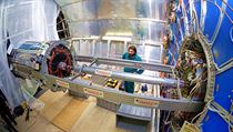 Mimořádných úspěchů v evropské vědě dosahují i vědci z ženevského CERN (na snímku experiment ALICE). Mimořádných úspěchů v evropské vědě dosahují i vědci z ženevského CERN (na snímku experiment ALICE).