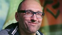 „Přežít na tuzemském malém trhu je strašně těžké, pokud se z vás nestane Lucie Bílá anebo Michal David. Všichni ostatní živoří. Showbyznys nefunguje.“ „Přežít na tuzemském malém trhu je strašně těžké, pokud se z vás nestane Lucie Bílá anebo Michal David. Všichni ostatní živoří. Showbyznys nefunguje.“