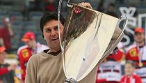 As a player, Vladimír Růžička won Olympic gold and silver medals, four World Campionships medals, and as a trainer - two Extraliga championships, three runners up medals, and as national team trainer, two World Championships gold medals. As a player, Vladimír Růžička won Olympic gold and silver medals, four World Campionships medals, and as a trainer - two Extraliga championships, three runners up medals, and as national team trainer, two World Championships gold medals.