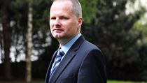 Jako svého nejbližšího náměstka si Fiala vybral bývalého kancléře Masarykovy univerzity. Jako svého nejbližšího náměstka si Fiala vybral bývalého kancléře Masarykovy univerzity.