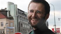 „Paradoxem je, že jedinou hlasitou opozicí byli komunisté. Proti územnímu plánu ale nakonec nezvedl ruku nikdo. Tak silně je ústecká politika v područí Patrika Oulického,“ říká Jan Kvapil. „Paradoxem je, že jedinou hlasitou opozicí byli komunisté. Proti územnímu plánu ale nakonec nezvedl ruku nikdo. Tak silně je ústecká politika v područí Patrika Oulického,“ říká Jan Kvapil.