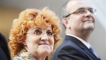 Miroslav Kalousek je nejaktivnějším „obhájcem“ Vlasty Parkanové. Miroslav Kalousek je nejaktivnějším „obhájcem“ Vlasty Parkanové.
