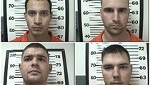 Skupinka vojáků z americké základny Fort Stewart v Georgii spřádala poněkud halucinogenní plány, že obsadí vojenskou základnu, zbombarduje přehradu či zavraždí prezidenta Obamu. Skupinka vojáků z americké základny Fort Stewart v Georgii spřádala poněkud halucinogenní plány, že obsadí vojenskou základnu, zbombarduje přehradu či zavraždí prezidenta Obamu.