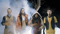 Kapela Yeasayer na albu Fragrant World střídá popové a experimentální pasáže. Kapela Yeasayer na albu Fragrant World střídá popové a experimentální pasáže.