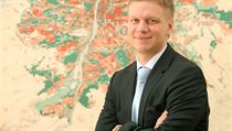 Tomáš Hudeček pochází z Olomouce, do Prahy přišel před necelými deseti lety. Tomáš Hudeček pochází z Olomouce, do Prahy přišel před necelými deseti lety.