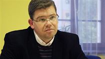 „Lidé, kteří ve volbách výrazně propadli a jsou součástí vedení, by z vedení měli odejít, respektive neměli by obhajovat mandát ve vedení strany. Ale to je jejich rozhodnutí,“ říká místopředseda ODS Jiří Pospíšil. „Lidé, kteří ve volbách výrazně propadli a jsou součástí vedení, by z vedení měli odejít, respektive neměli by obhajovat mandát ve vedení strany. Ale to je jejich rozhodnutí,“ říká místopředseda ODS Jiří Pospíšil.