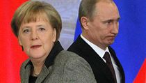 Nikdo si snad nemohl myslet, že budou Angela Merkelová a Vladimir Putin ignorovat německé i ruské zájmy a skutečně se do sebe v Moskvě pustí. Nikdo si snad nemohl myslet, že budou Angela Merkelová a Vladimir Putin ignorovat německé i ruské zájmy a skutečně se do sebe v Moskvě pustí.
