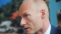 „Napadá snad někoho liberalizovat části linek v Dopravním podniku hlavního města Prahy?“ upozorňuje na absurditu přílišného otevření osobní železniční dopravy konkurenci Petr Žaluda. „Napadá snad někoho liberalizovat části linek v Dopravním podniku hlavního města Prahy?“ upozorňuje na absurditu přílišného otevření osobní železniční dopravy konkurenci Petr Žaluda.