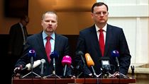 Ministr školství Petr Fiala představil spolu s premiérem Petrem Nečasem 2 x 5 kroků ke kvalitnímu školství. Druhá pětka se týká vysokých škol a témat, jež řeší i novela zákona. Ministr školství Petr Fiala představil spolu s premiérem Petrem Nečasem 2 x 5 kroků ke kvalitnímu školství. Druhá pětka se týká vysokých škol a témat, jež řeší i novela zákona.