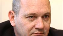 Luboš Měkota patřil mezi padesátku nejbohatších Čechů. Luboš Měkota patřil mezi padesátku nejbohatších Čechů.