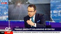 Václav Moravec na rozhovor se solárníkem Martinem Shenarem z Amun.Re nebude rád vzpomínat - argumentoval slabě. „Vy sám podléháte své mediální fikci,“ vmetl mu Shenar. Václav Moravec na rozhovor se solárníkem Martinem Shenarem z Amun.Re nebude rád vzpomínat - argumentoval slabě. „Vy sám podléháte své mediální fikci,“ vmetl mu Shenar.