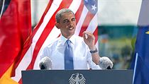Barack Obama za neprůstřelným sklem u Braniborské brány vyzval Rusko k dalšímu odzbrojování. Barack Obama za neprůstřelným sklem u Braniborské brány vyzval Rusko k dalšímu odzbrojování.