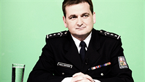 Martin Červíček má být 28. října jmenován do hodnosti brigádního generála. Martin Červíček má být 28. října jmenován do hodnosti brigádního generála.