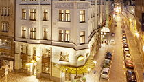 Pražský pětihvězdičkový hotel Palace nedávno změnil majitele. Pražský pětihvězdičkový hotel Palace nedávno změnil majitele.