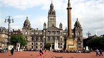 U radnice v Glasgow se už v budoucnu nemusejí scházet studenti češtiny a české kultury. U radnice v Glasgow se už v budoucnu nemusejí scházet studenti češtiny a české kultury.