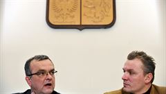 Radek Šnábl se na ministerstvu financí dodnes těší důvěře Miroslava Kalouska. Radek Šnábl se na ministerstvu financí dodnes těší důvěře Miroslava Kalouska.