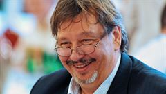 Milan Jančík momentálně nekomunikuje. Až zítra, ve středu 5. ledna, bude odpovídat na nepříjemné otázky při tiskové konferenci, kterou svolal. Milan Jančík momentálně nekomunikuje. Až zítra, ve středu 5. ledna, bude odpovídat na nepříjemné otázky při tiskové konferenci, kterou svolal.
