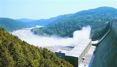 ČEZ has few opportunities to build large hydroelectric plants, such as its Orlík power station, on its home turf ČEZ has few opportunities to build large hydroelectric plants, such as its Orlík power station, on its home turf