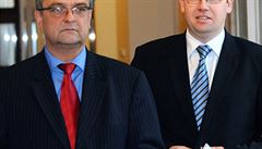 Kalousek (left) dropped the most in holding people’s trust, while Pospíšil (right) jumped into first place Kalousek (left) dropped the most in holding people’s trust, while Pospíšil (right) jumped into first place