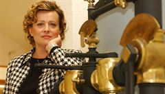 S nominací Aleny Vitáskové do čela ERÚ souhlasil i předseda vlády Petr Nečas. S nominací Aleny Vitáskové do čela ERÚ souhlasil i předseda vlády Petr Nečas.