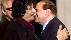 Líbačka Kaddáfí-Berlusconi se konala v Římě i 16. listopadu 2009. Líbačka Kaddáfí-Berlusconi se konala v Římě i 16. listopadu 2009.