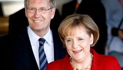 Německý prezident Christian Wulff i kancléřka Angela Merkelová ideu eurobondů odmítli. Německý prezident Christian Wulff i kancléřka Angela Merkelová ideu eurobondů odmítli.