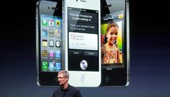 „Nový“ chytrý telefon iPhone 4S představil šéf Applu Tim Cook v úterý 4. října. „Nový“ chytrý telefon iPhone 4S představil šéf Applu Tim Cook v úterý 4. října.