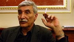 Ladislav Bátora pracoval pro ministerstvo školství postupně jako poradce, pak personální ředitel a naposledy coby zástupce vrchní ředitelky kabinetu ministra Josefa Dobeše. Ladislav Bátora pracoval pro ministerstvo školství postupně jako poradce, pak personální ředitel a naposledy coby zástupce vrchní ředitelky kabinetu ministra Josefa Dobeše.